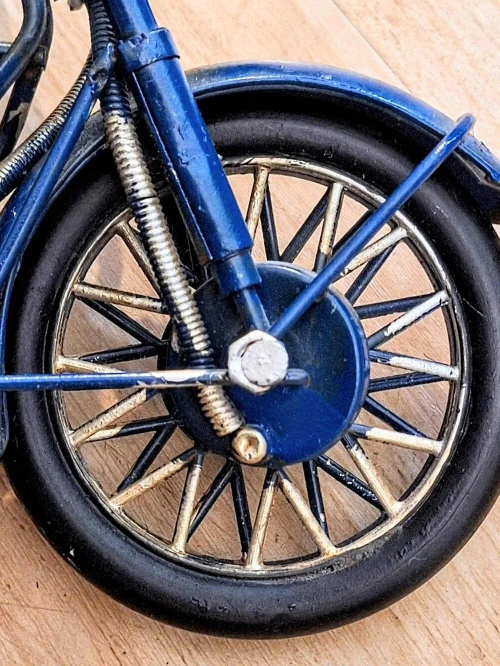 Handcrafted Vintage-Style Decorative Blue Metal 10″ Motorcycle Decor EUC